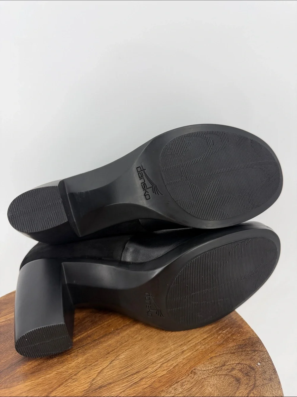 Dansko Tiffany Black Leather Suede Chelsea Ankle Boots Size 40 Heeled